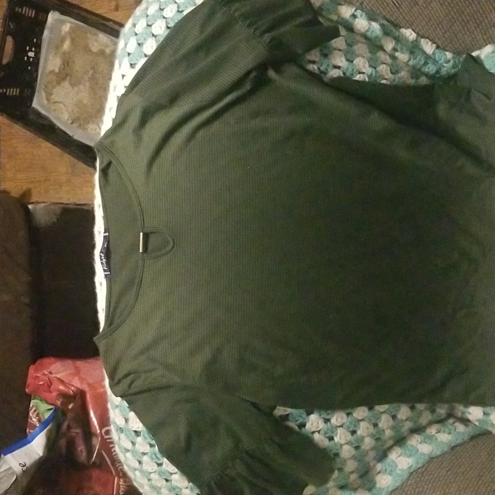 Redgirl 2 xl green tee